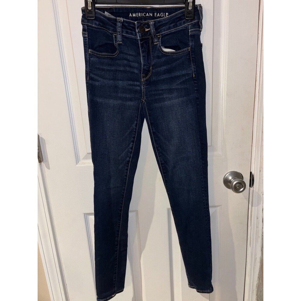 AMERICAN EAGLE SIZE 2 SKINNY JEANS EUC